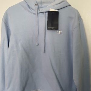 Woman’s cropped sweatshirt